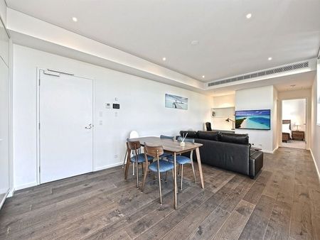 Modern Lifestyle in the Heart of Darling Square - Photo 2