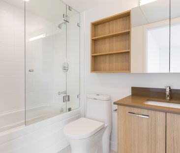 1108 Pendrell Street, Vancouver - Photo 3