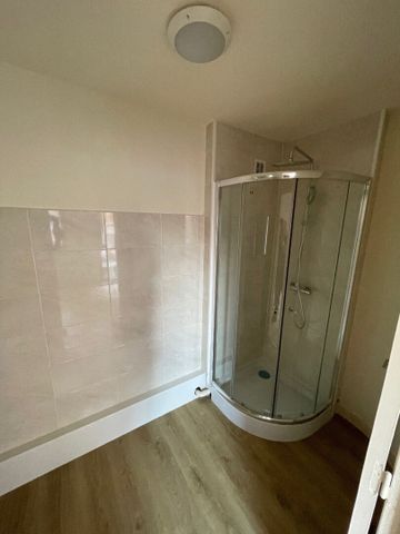 Location Appartement 2 pièces 41m² - Photo 5