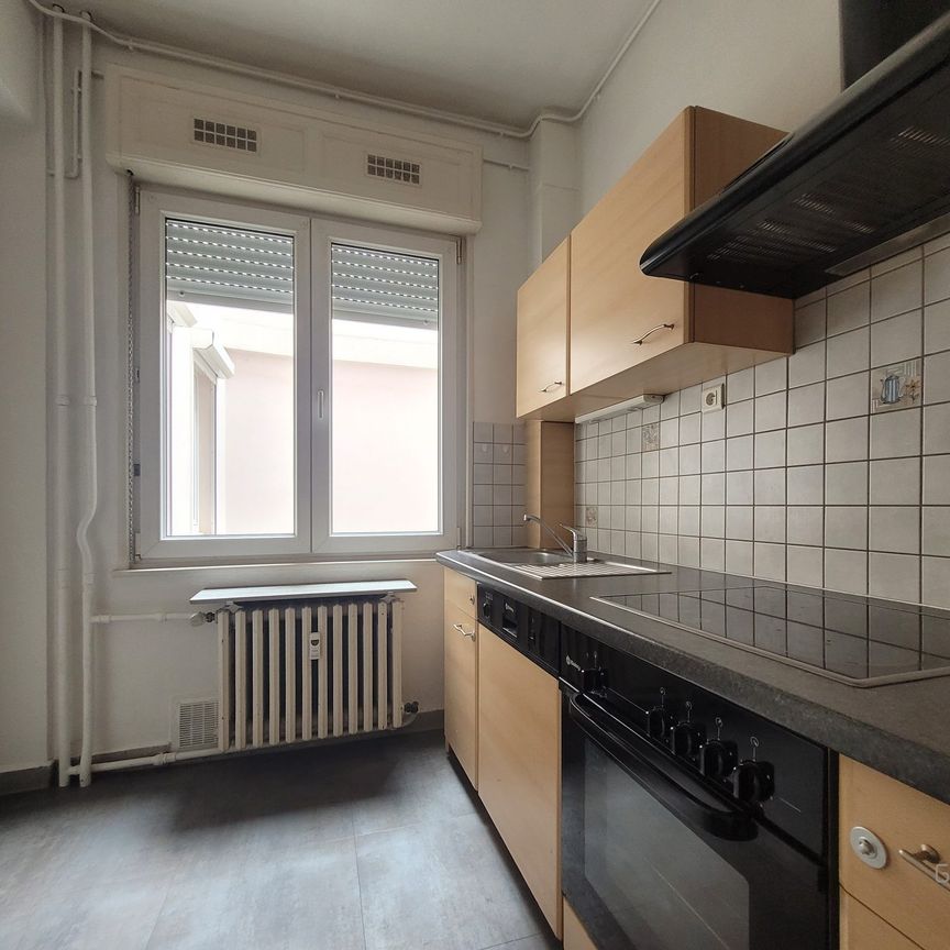 Beau F4 centre ville avec balcon - Photo 1