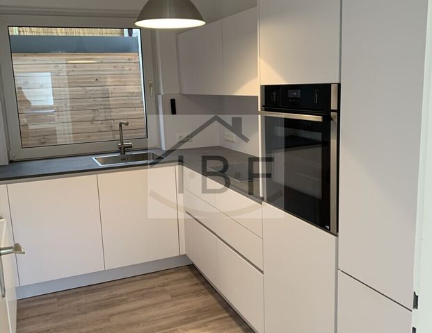 Großzügige Wohnung mit Terrasse in zentraler Lage von Siegen - Photo 1
