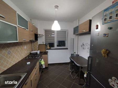 inchiriere apartament 2 camere - Fotografie 4