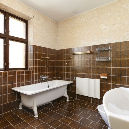 Mysigt hem med trädgård och bastu - Photo 3