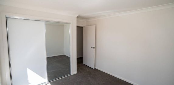 2-Bedroom Duplex - Photo 2