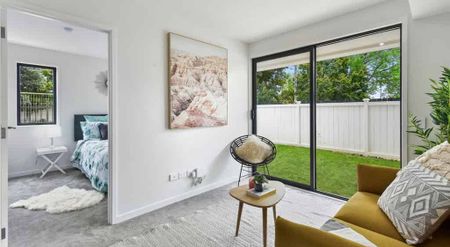 Fully Furnished & Parking Onsite! - Photo 2