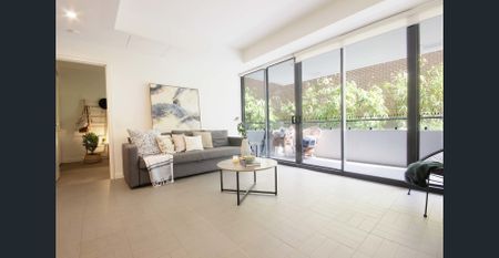 "Comfortable Inner-city living" - Photo 5