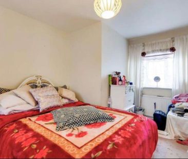 3 Bed Semi-Detached House, Onslow Road, CR0 - Photo 5