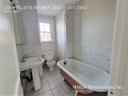 RENOVATED 2-BEDROOM/1-BATH HOME + UTILITIES! - Photo 5