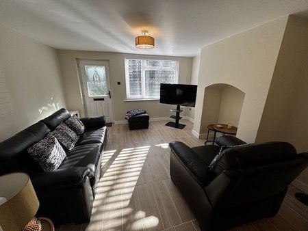 2 bedroom cottage to rent - Photo 3