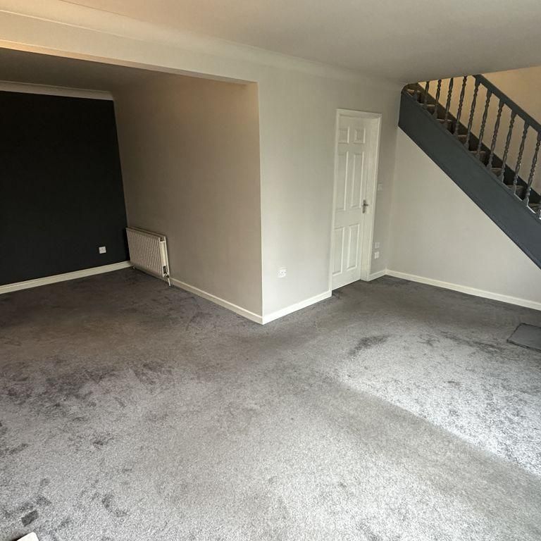 2 bedroom semi-detached house to rent - Photo 1