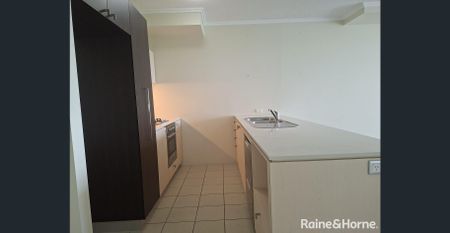 Apartment Available at Roma St Parklands - Photo 5