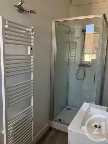 Location Appartement 2 pièces 45m² TROYES 10000 - Photo 2