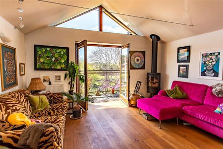 3 bedroom terraced house to rent - Photo 3