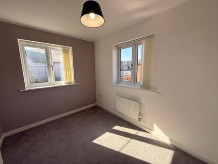 3 bedroom semi-detached house to rent - Photo 3