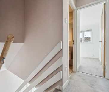2 bedroom terraced house to rent - Photo 2