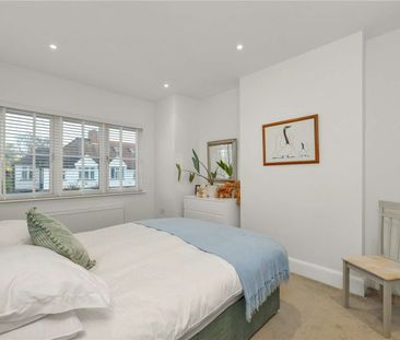 A refurbished four-bedroom family home in excellent proximity to lo... - Photo 4