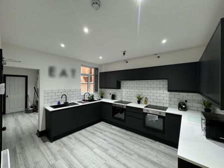 Studio to rent - Photo 5