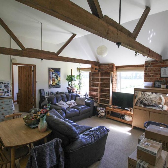 2 bedroom semi-detached house to rent - Photo 1