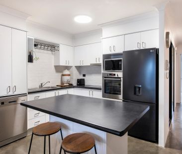 Beachside Two Bedroom Unit - Photo 5