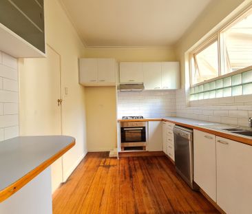 2/568 Toorak Road, Toorak - Photo 6