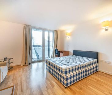 Studio to rent - Photo 3