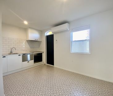 4/12 Burke Street, Addington - Photo 5