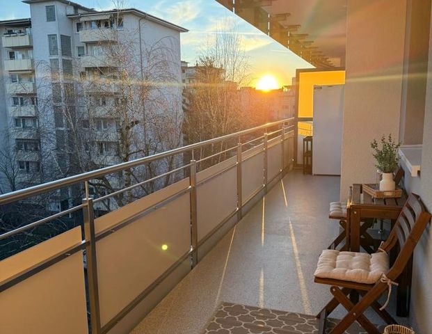 Sanierte 2 Zimmer Wohnung mit Balkon und Einbauküche - Foto 1