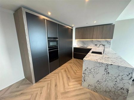 2 bedroom penthouse to rent - Photo 5