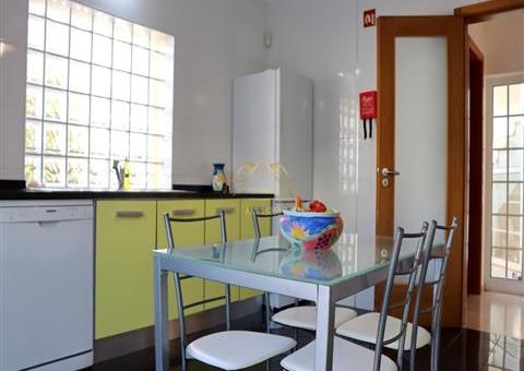 Moradia Isolada T4 DUPLEX