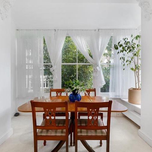 Nevern Square, SW5 - Photo 1