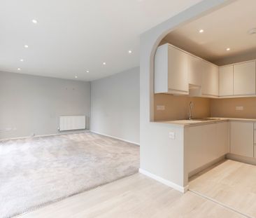 Western Court, Cheltenham GL50 3RH - Photo 1