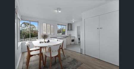 Comfortable Living with Stunning Views - Photo 4