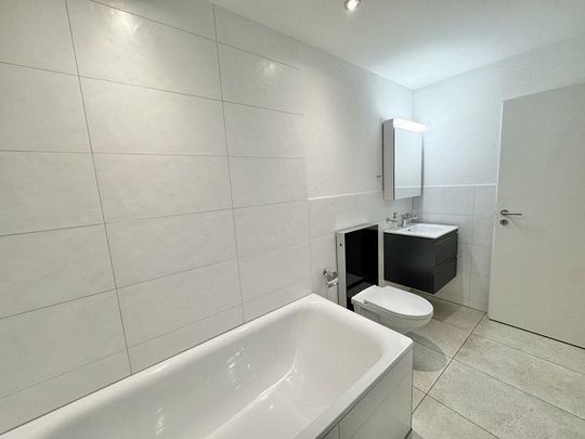 Familienwohnung an zentraler Lage sucht Bewohner - Photo 1