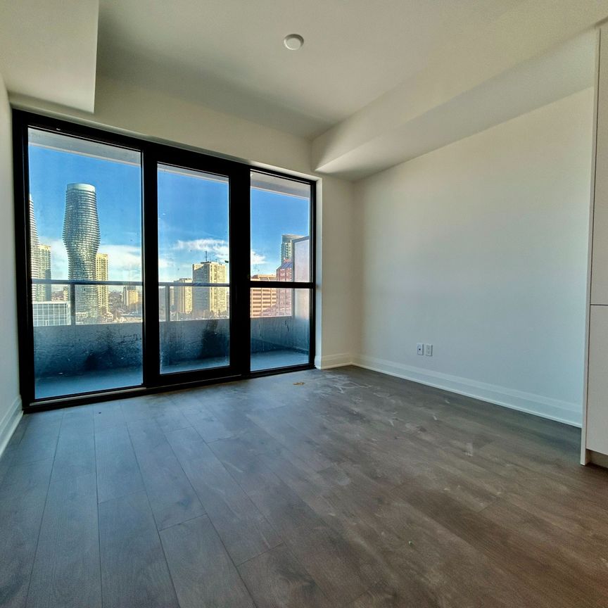 For Lease - 2 Erskine Road Unit# 1010, Mississauga, Ontario - Photo 1