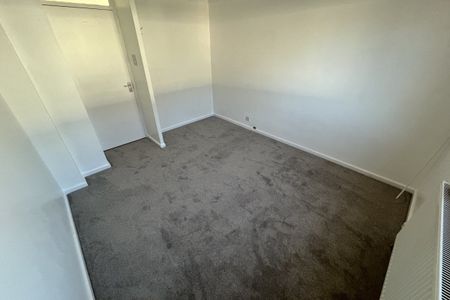 Canterbury Way - Photo 2