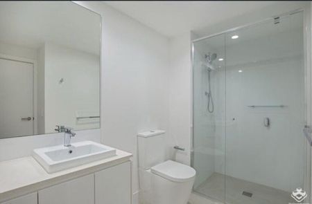 Varsity Lakes - Photo 5