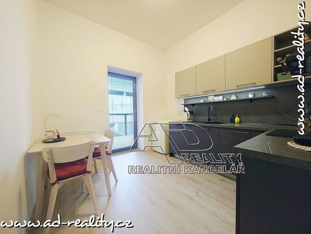 Pronájem bytu 1+1 40 m² - Photo 3