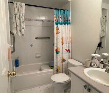 For Lease - 108 Nahanni Drive, Richmond Hill, Ontario - Photo 2