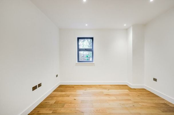 1 Bedroom Apartment To Let - Photo 1