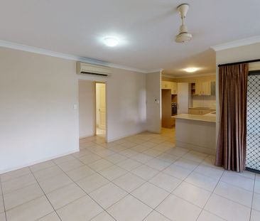 Spacious & Modern Two Bedroom Apartment - Photo 2