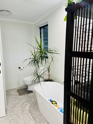 1-bedroom house, Trower Rd - Photo 1