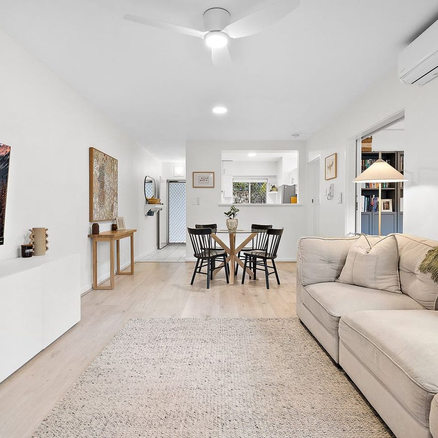 Ground-Floor Home, Exceptional Outdoor Space, Parkside Location - Photo 1