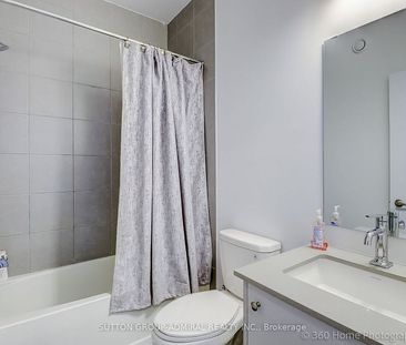 For Lease - 15 Andrew Knowles Lane, East Gwillimbury, Ontario - Photo 5