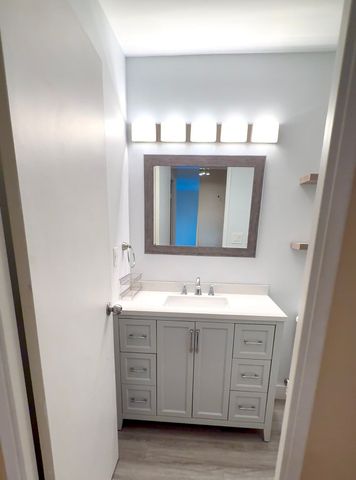 For Lease - 17 Eldon Hall Place Unit# 212, Kingston, Ontario - Photo 5