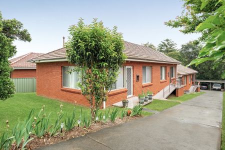 2/6 Armstrong Street, West Wollongong NSW 2500, West Wollongong - Photo 4