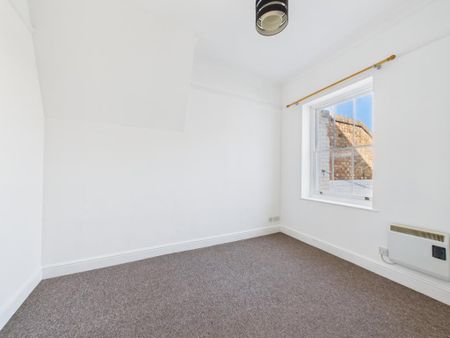 4 bedroom terraced house to rent - Photo 5