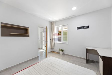 Casă cu 3 camere de închiriat | Zona Boul Roșu | Arad - Photo 4