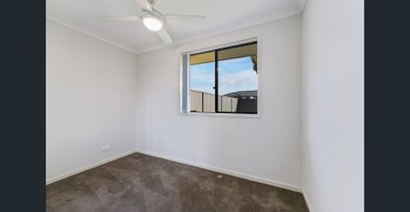 "MODERN AND LOW MAINTENANCE" - Photo 2