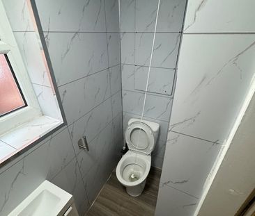 Room in a Shared House, Brushfield Road, B42 - Photo 6