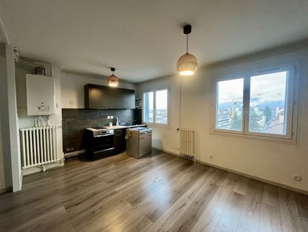 Appartement À Louer 3 Pièces , 52 M² - Photo 2